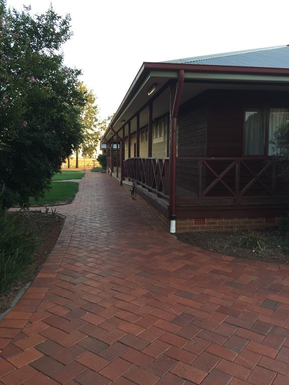 Aussie Cabins Hotel Dubbo Luaran gambar