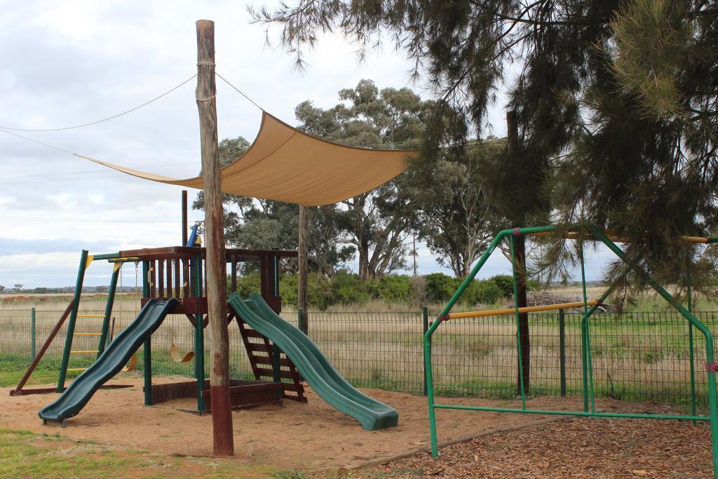 Aussie Cabins Hotel Dubbo Luaran gambar